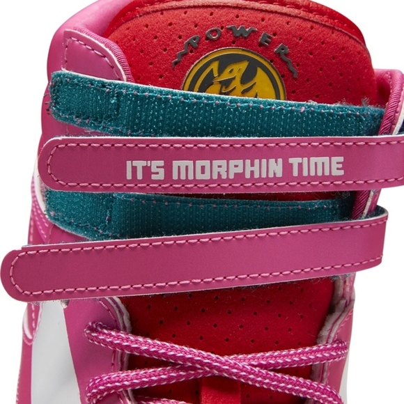 Kids Reebok Power Ranger sneakers size 2.5 - Picture 6 of 7